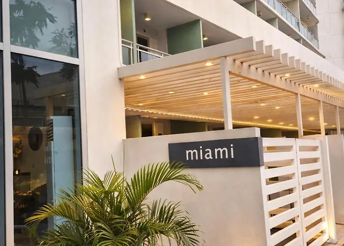 Miami Tower Azure Staycation *
